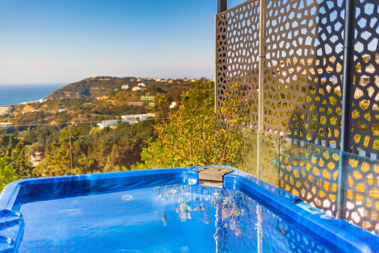דירות איקסיה Flyviewflatsblue Privatehottub With Seaview מראה חיצוני תמונה