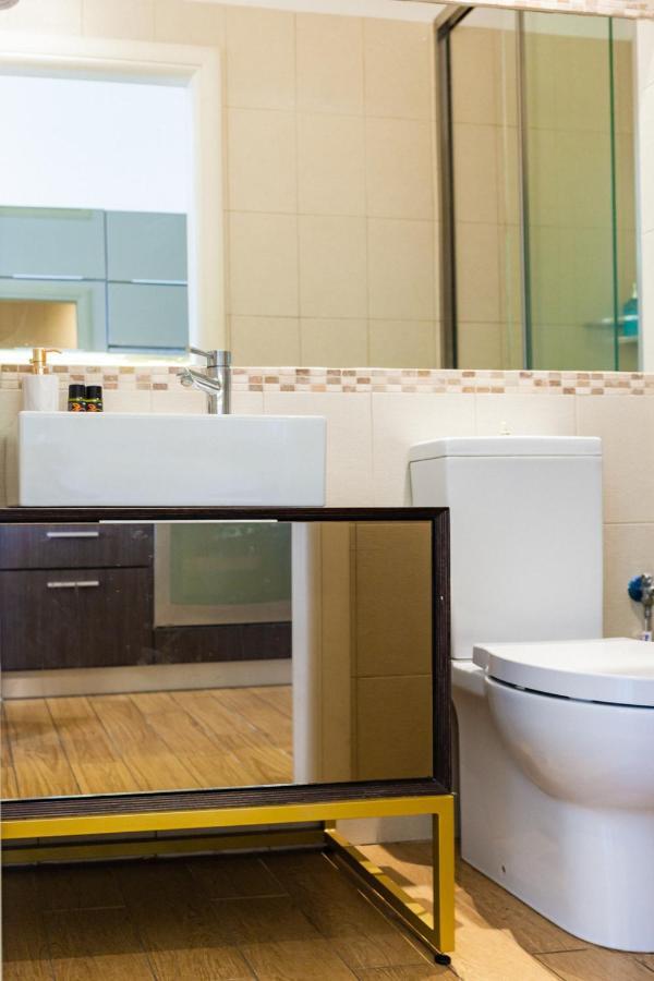 דירות איקסיה Flyviewflatsblue Privatehottub With Seaview מראה חיצוני תמונה