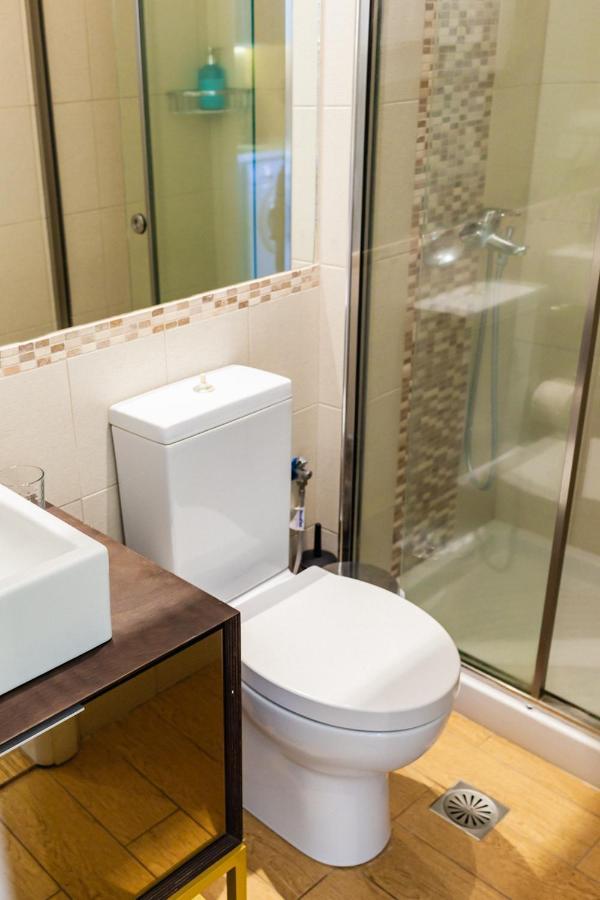 דירות איקסיה Flyviewflatsblue Privatehottub With Seaview מראה חיצוני תמונה